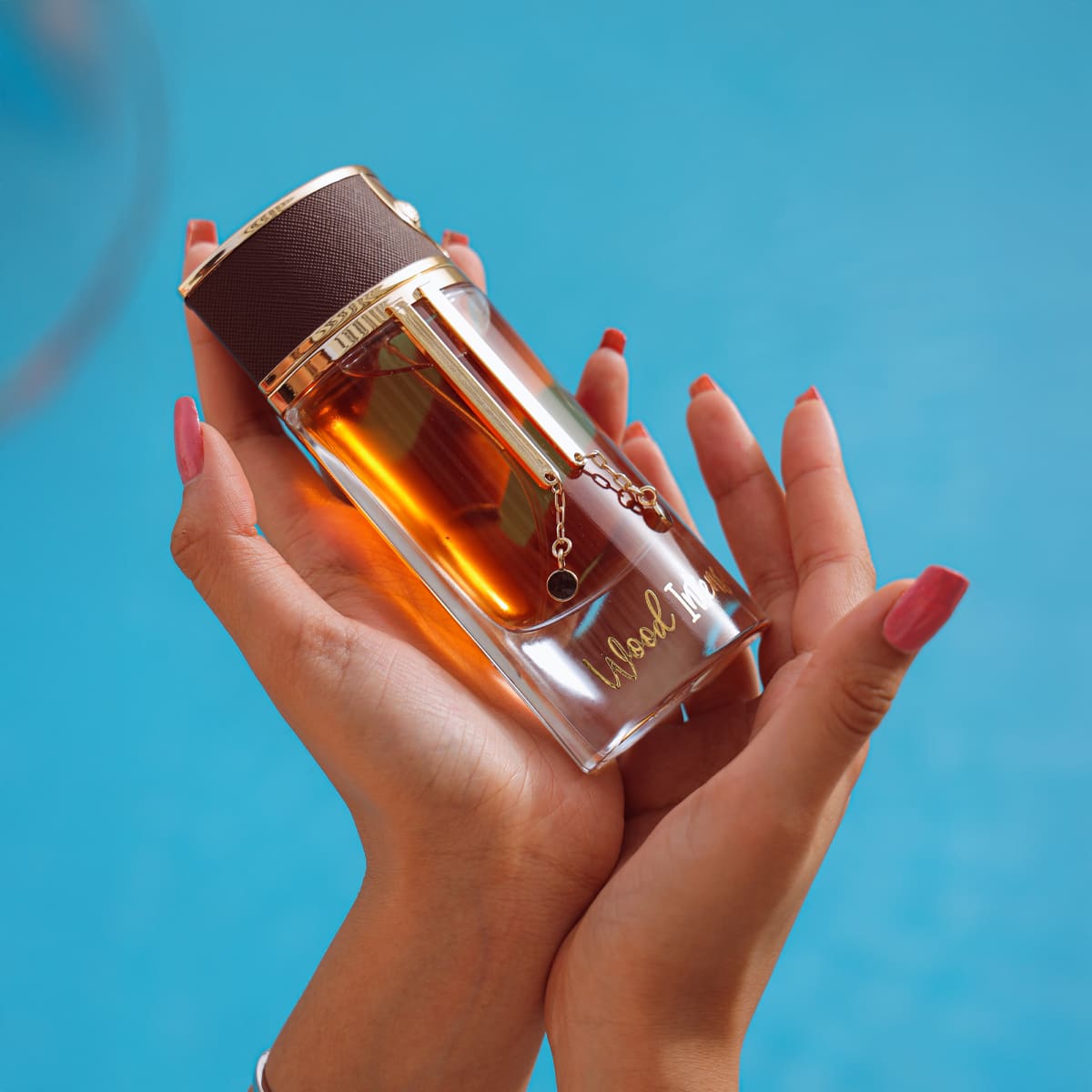 Maison Asrar WOOD INTENSE Perfumes